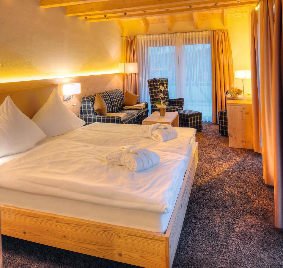 Hotel Gruener Wald Freudenstadt Bagian luar foto