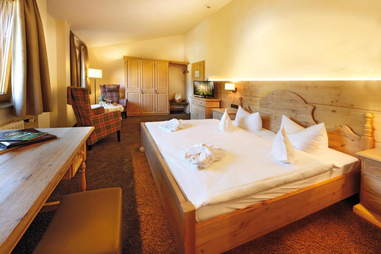 Hotel Gruener Wald Freudenstadt Bagian luar foto