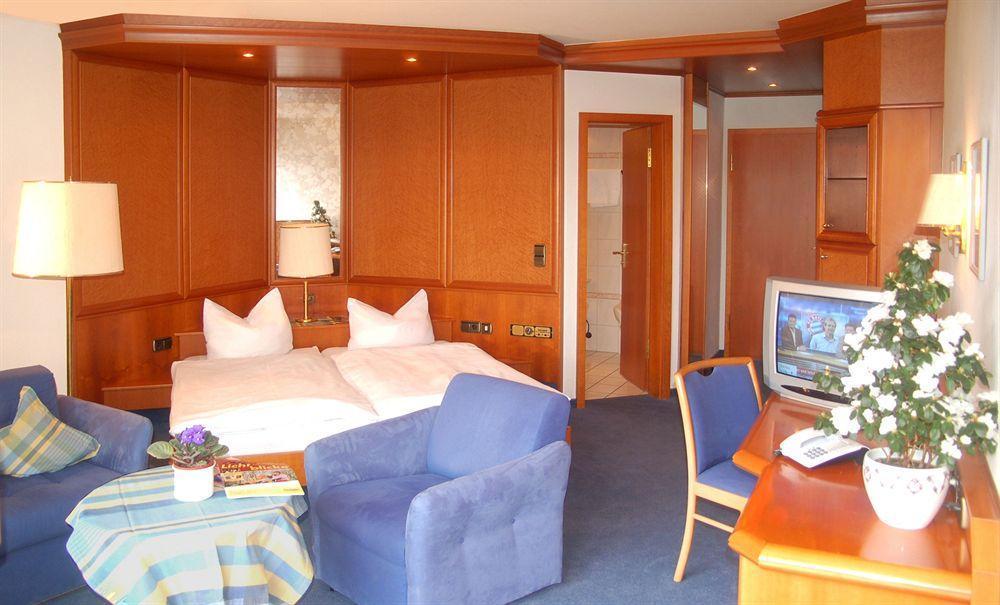 Hotel Gruener Wald Freudenstadt Bagian luar foto